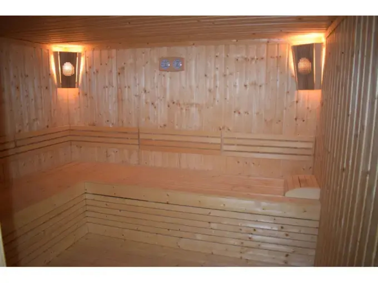 Hotel Bojur