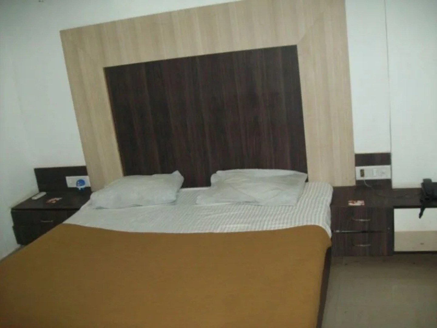 OYO 5904 Hotel Midway Inn