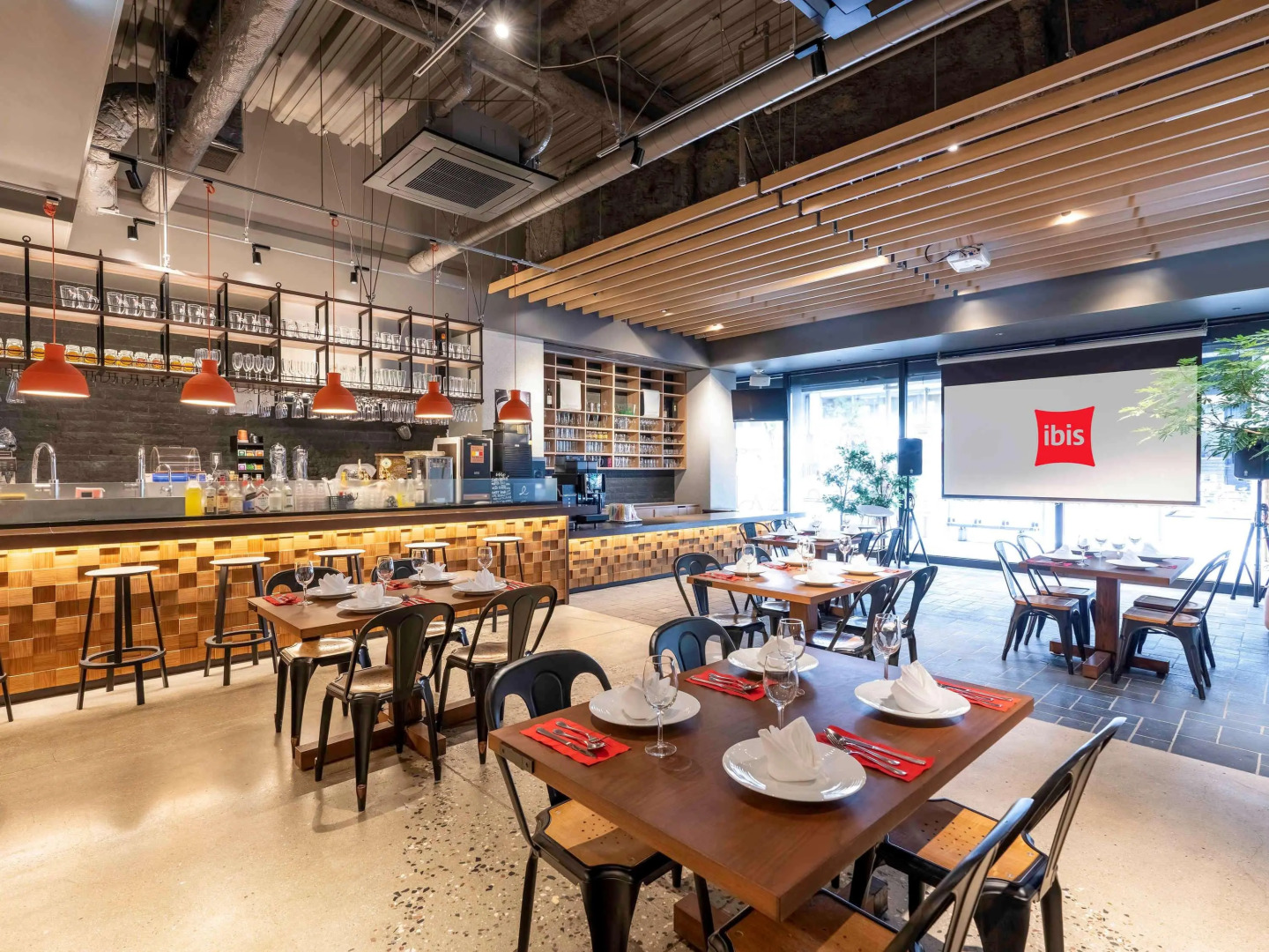 Отель ibis Osaka Umeda