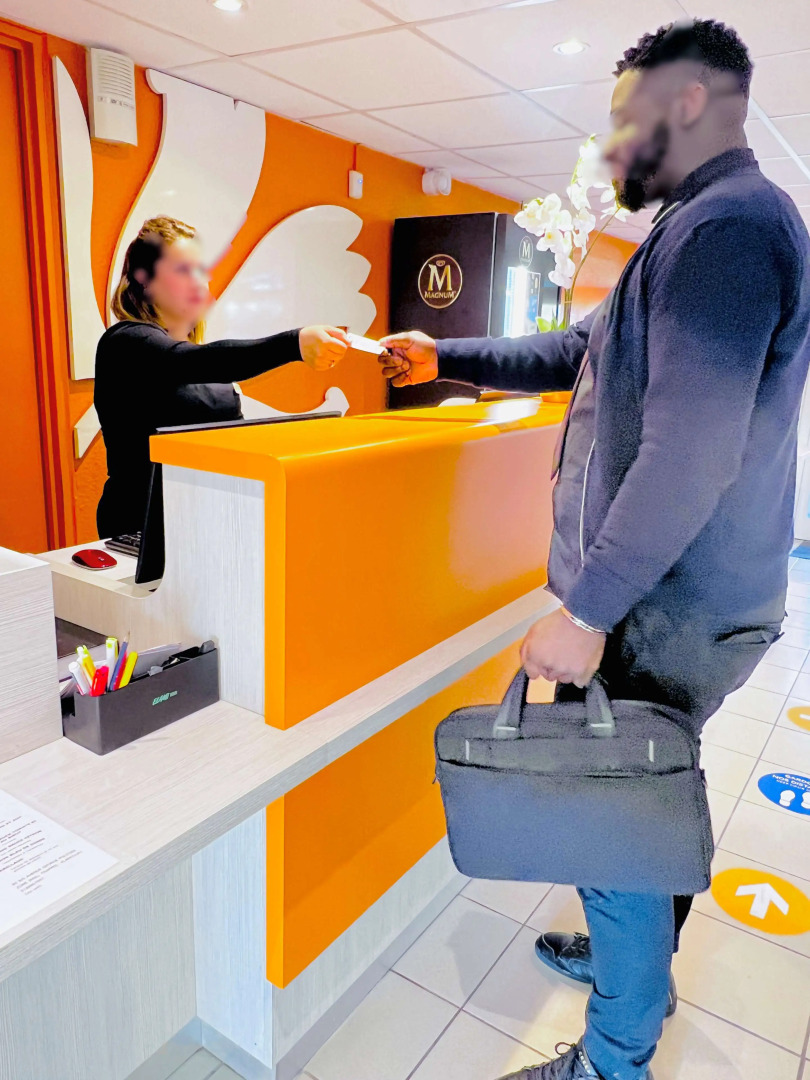 Hotel Première Classe Saint Quentin En Yvelines - Elancourt