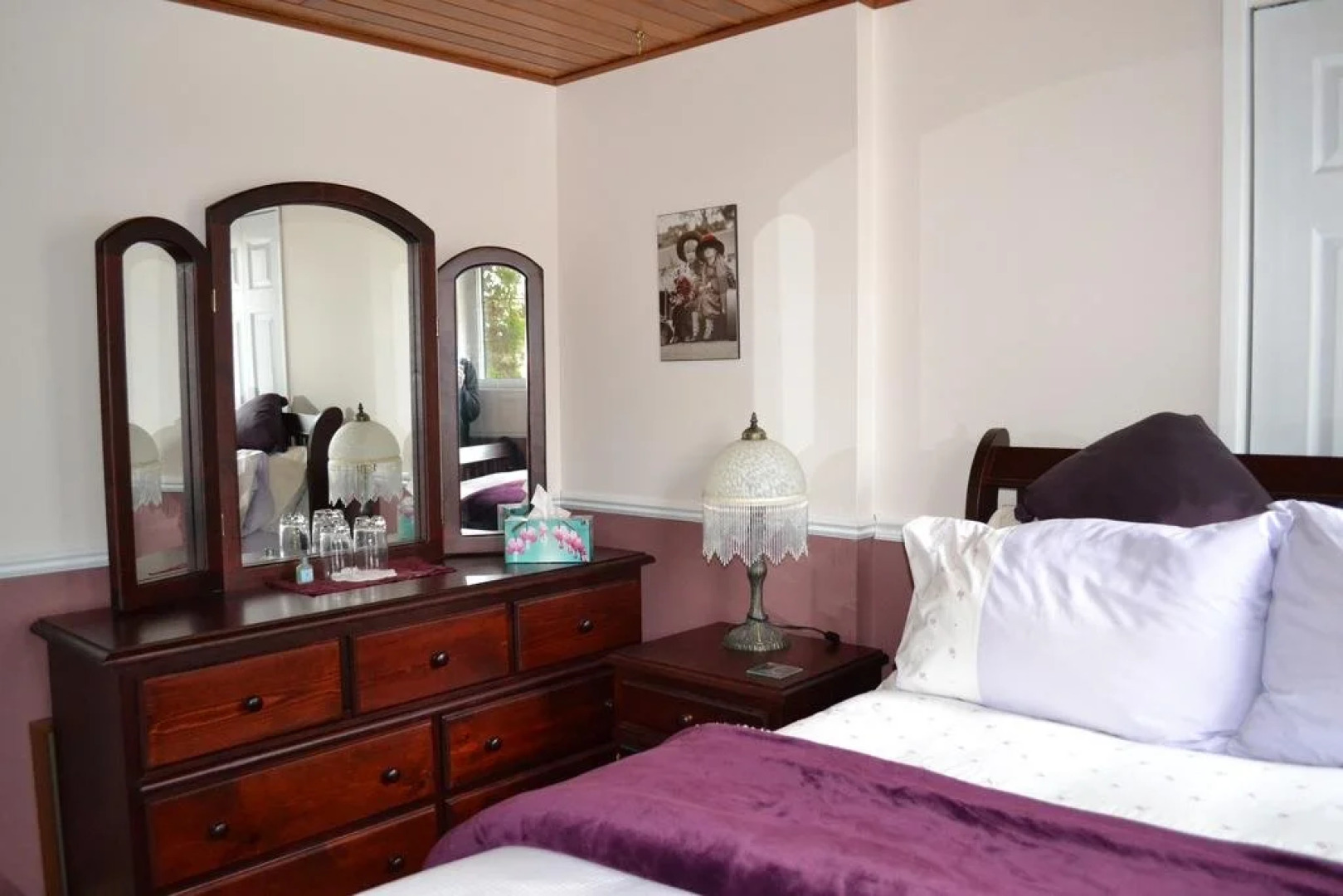 Water's Edge Bed And Breakfast