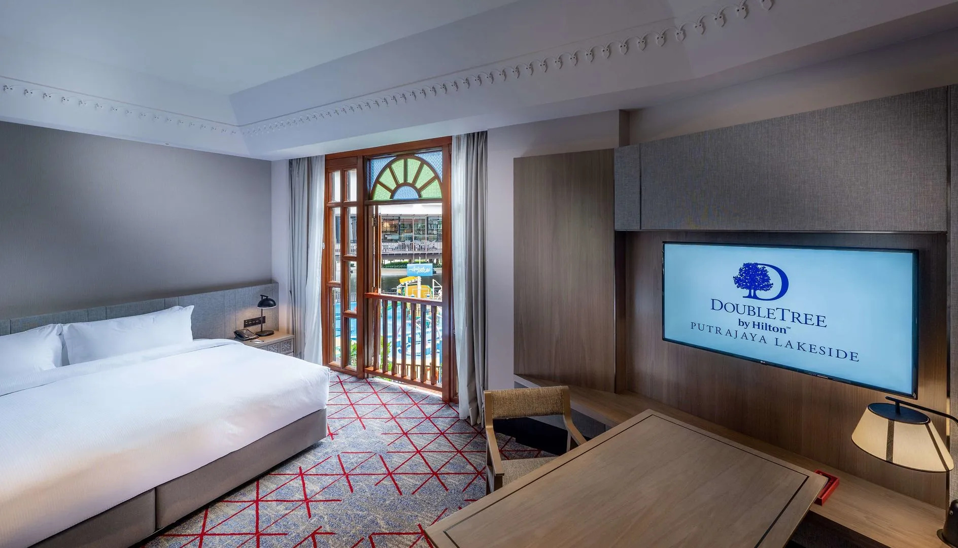 DoubleTree by Hilton Putrajaya Lakeside