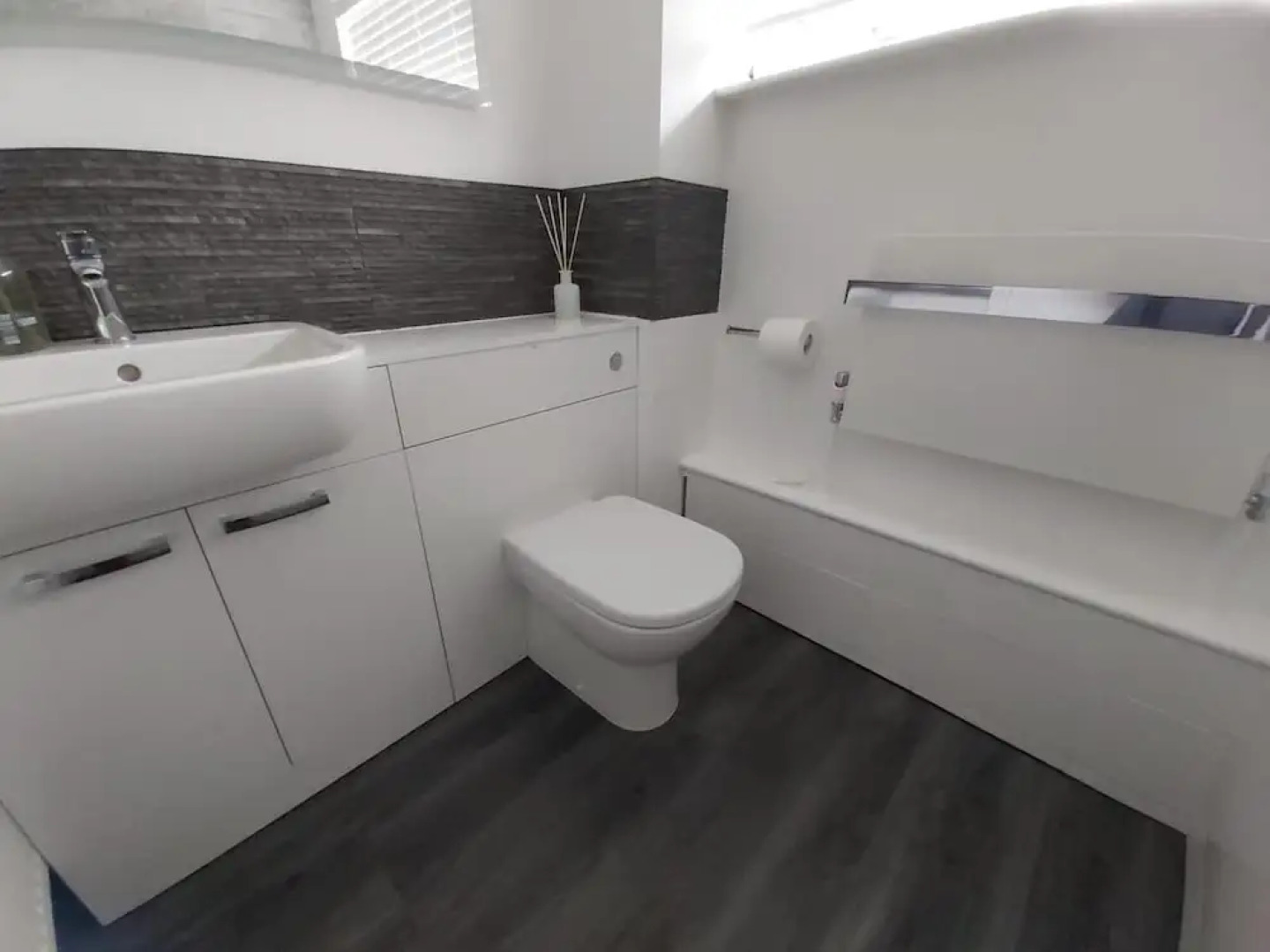 Beautiful and Luxurious 4-bed House in Essex