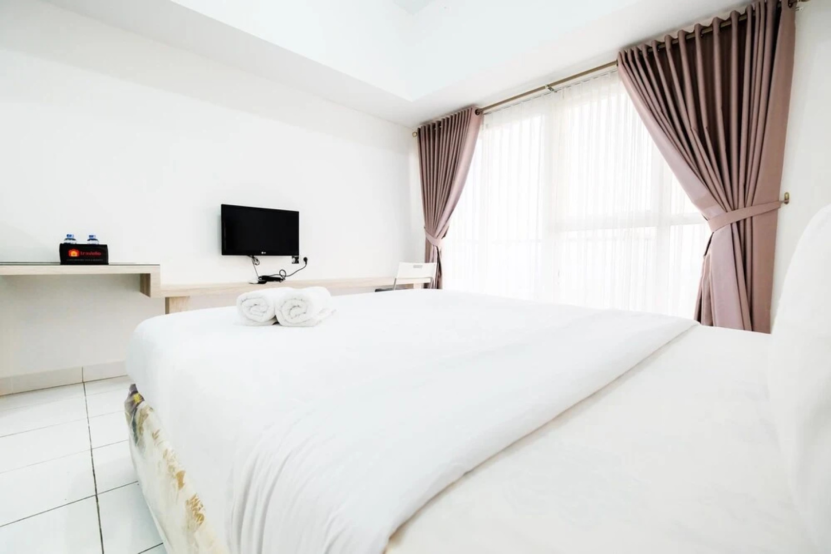 Cozy Studio Casa De Parco near The Breeze BSD City