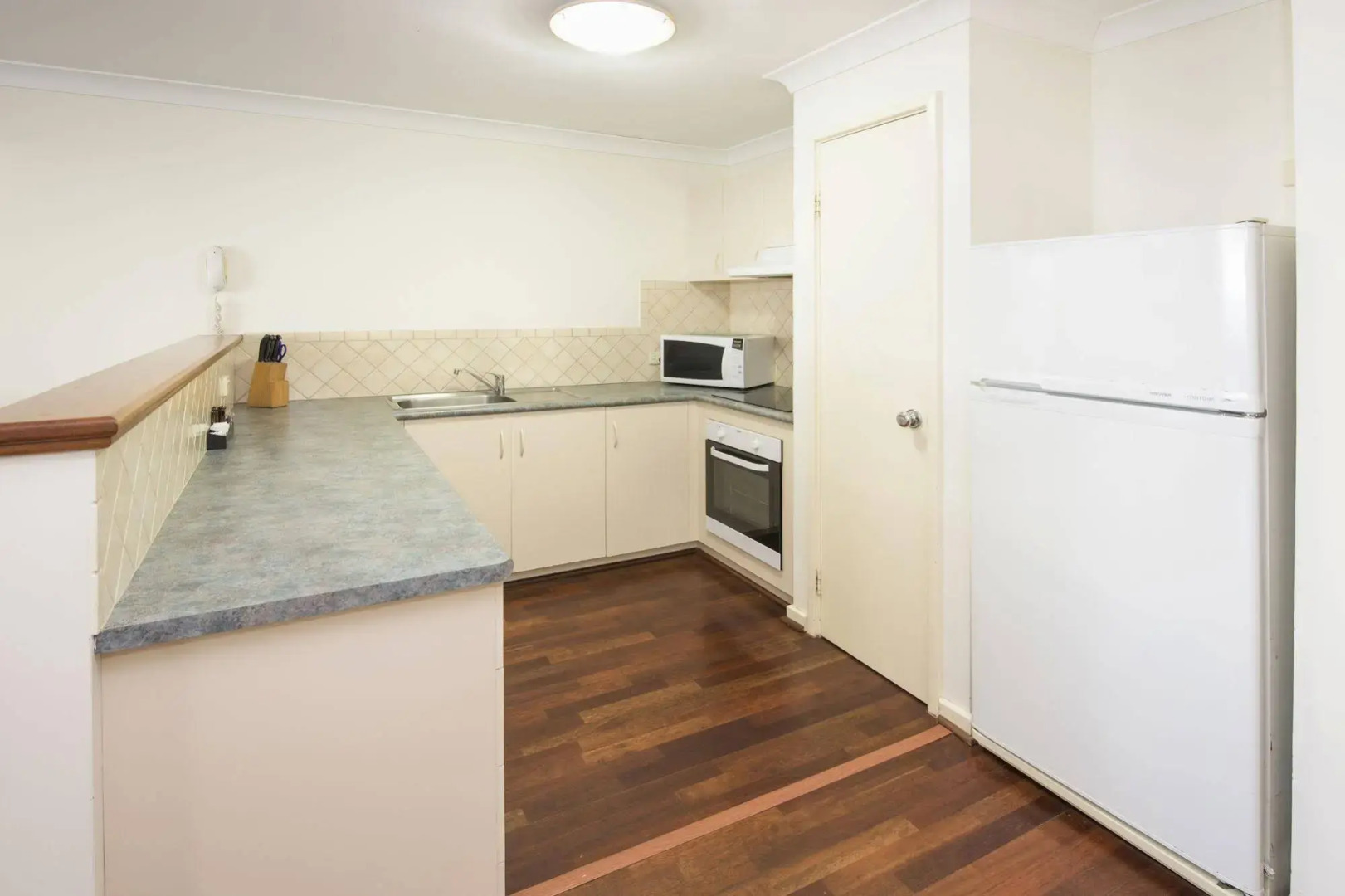 Cape View Beach Resort	