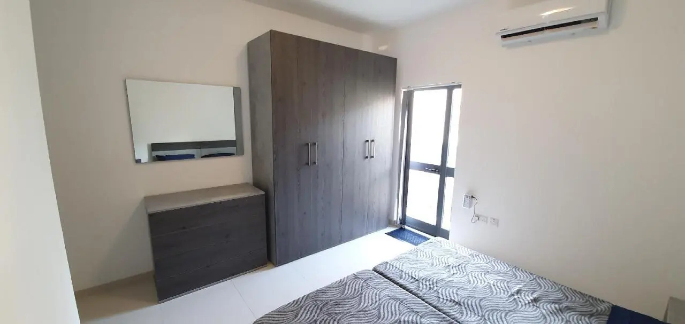 SB3 - Stylish PENTHOUSE - Superb Location Msida