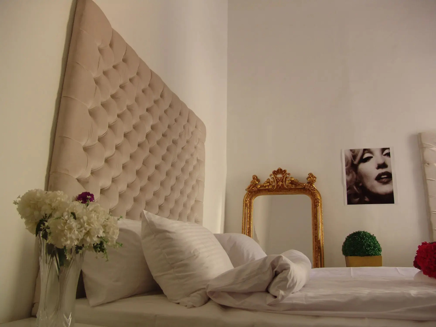 Velvet Hotel