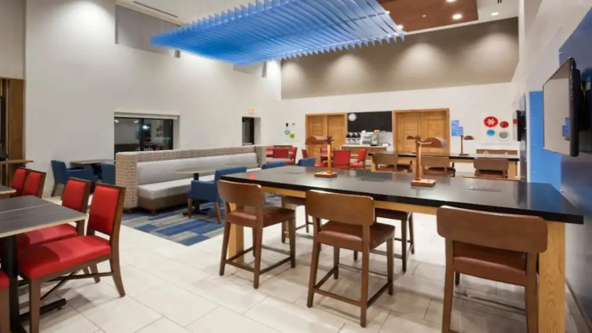 Holiday Inn Express Hotel & Suites RIPLEY, an IHG Hotel
