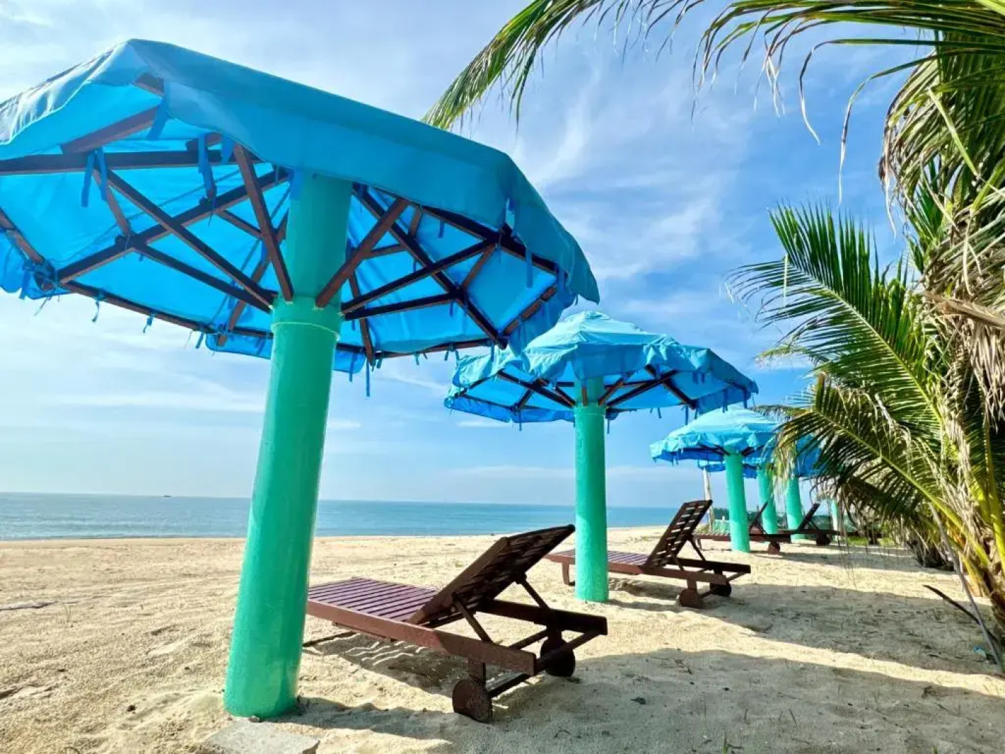 Canh Buom Xanh Resort