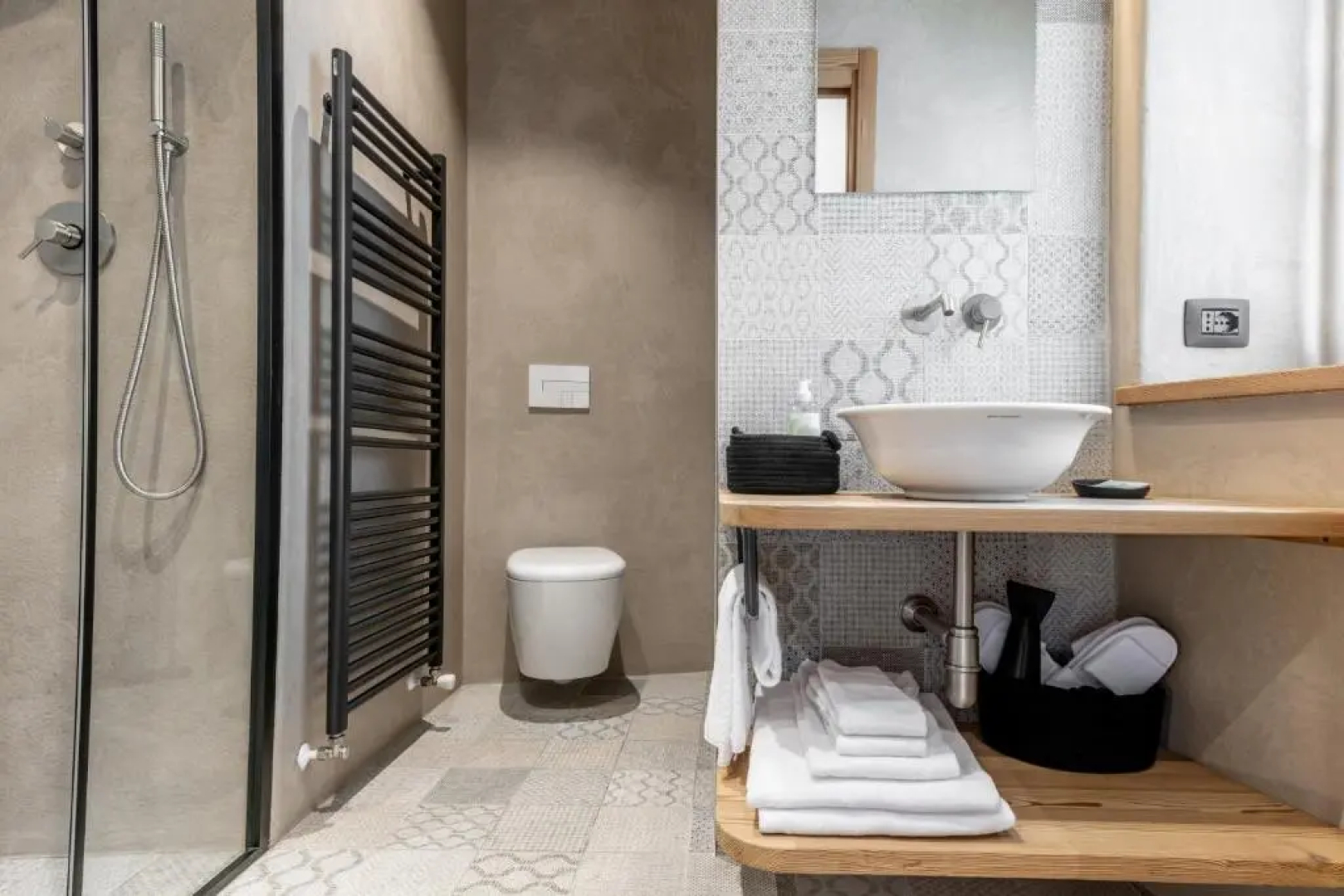 Curt di Clement Eco Mobility Hotel