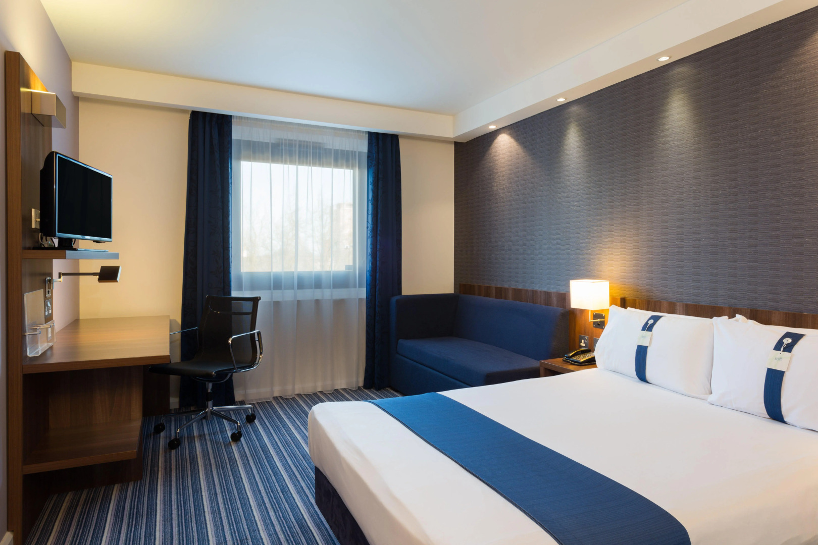 Holiday Inn Express Harlow by IHG