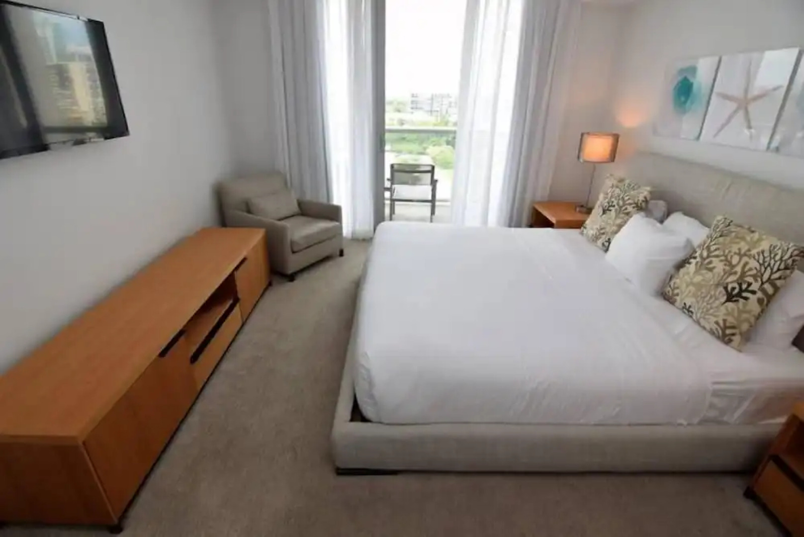 Great Bay View 2 Bed 2 Bath Residence @ Beachwalk