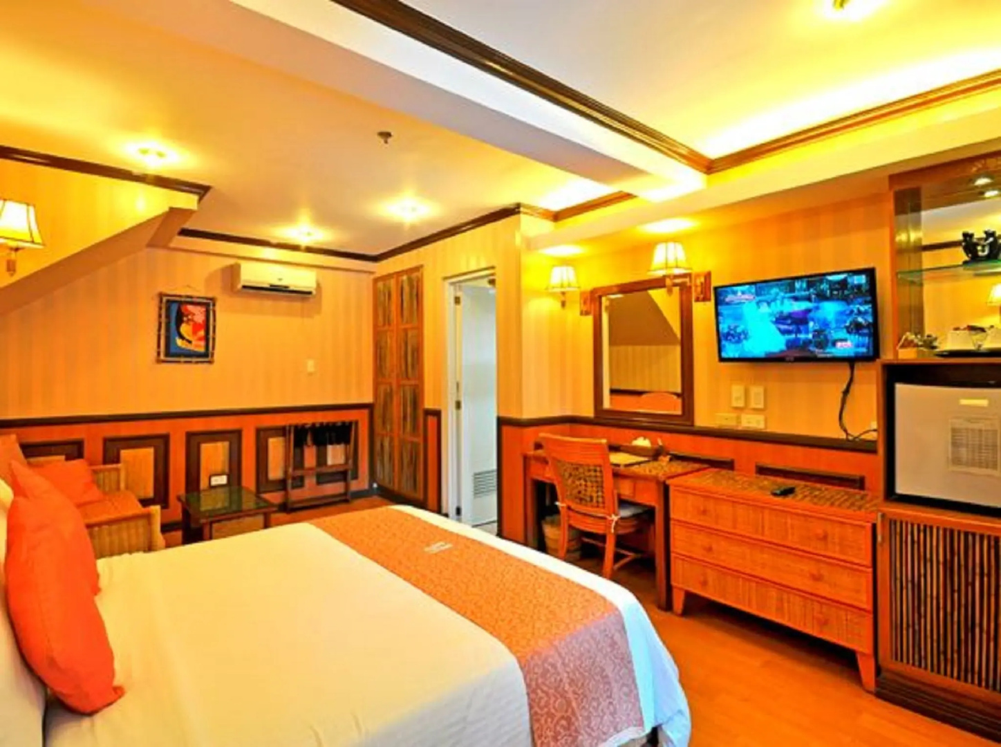 Red Coconut Beach Hotel