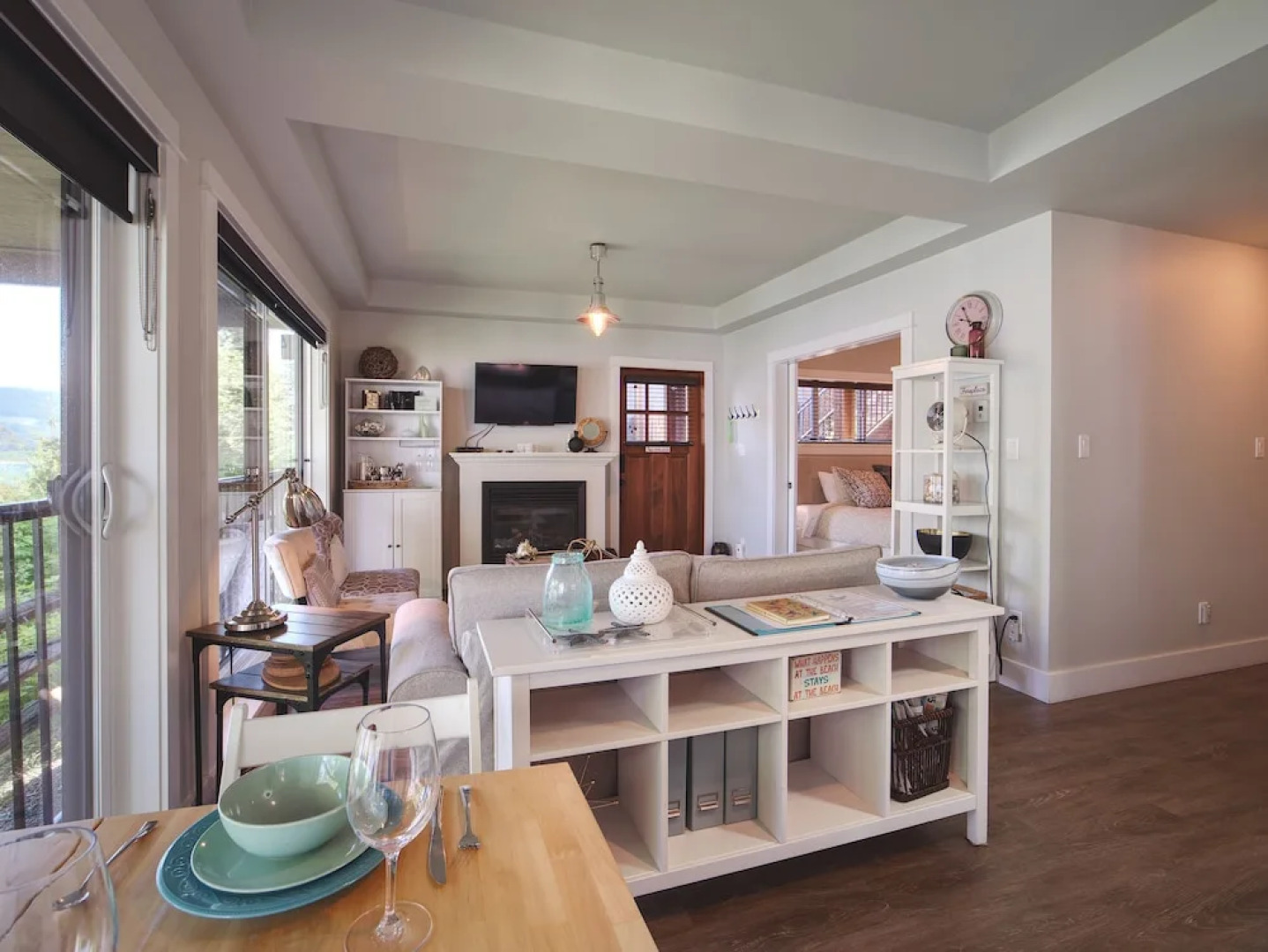 Handsome Dan's Port Renfrew