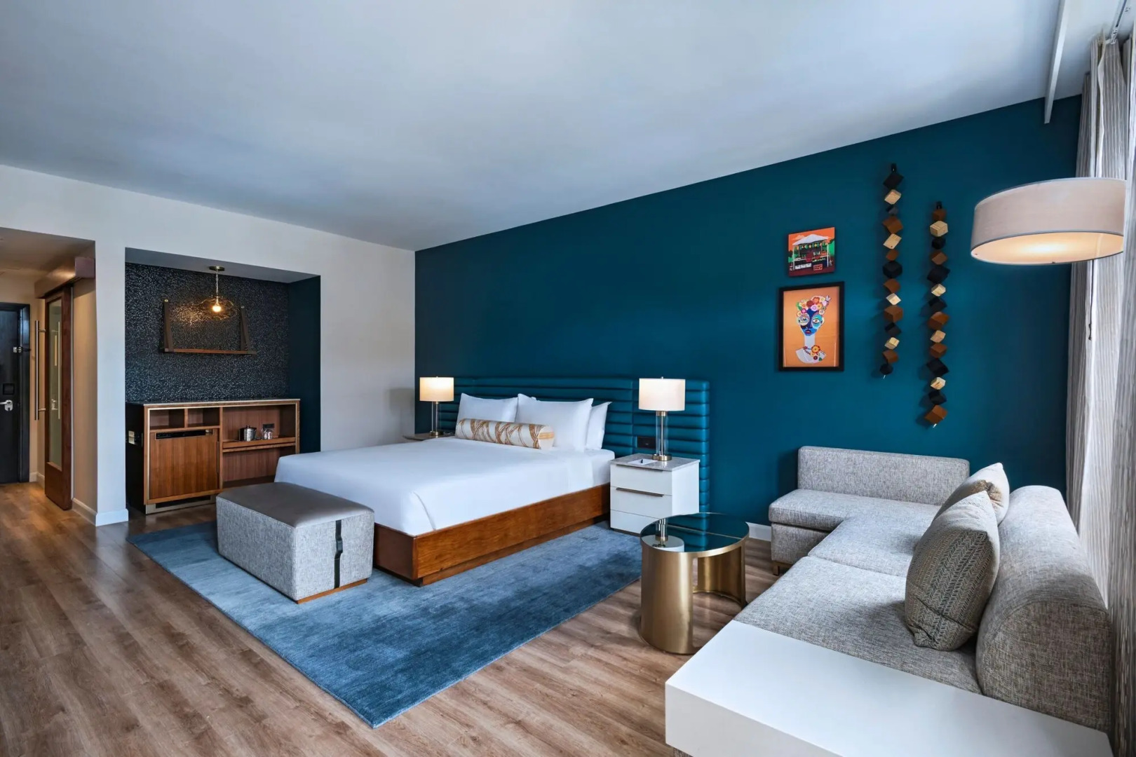 The BRIX, Autograph Collection