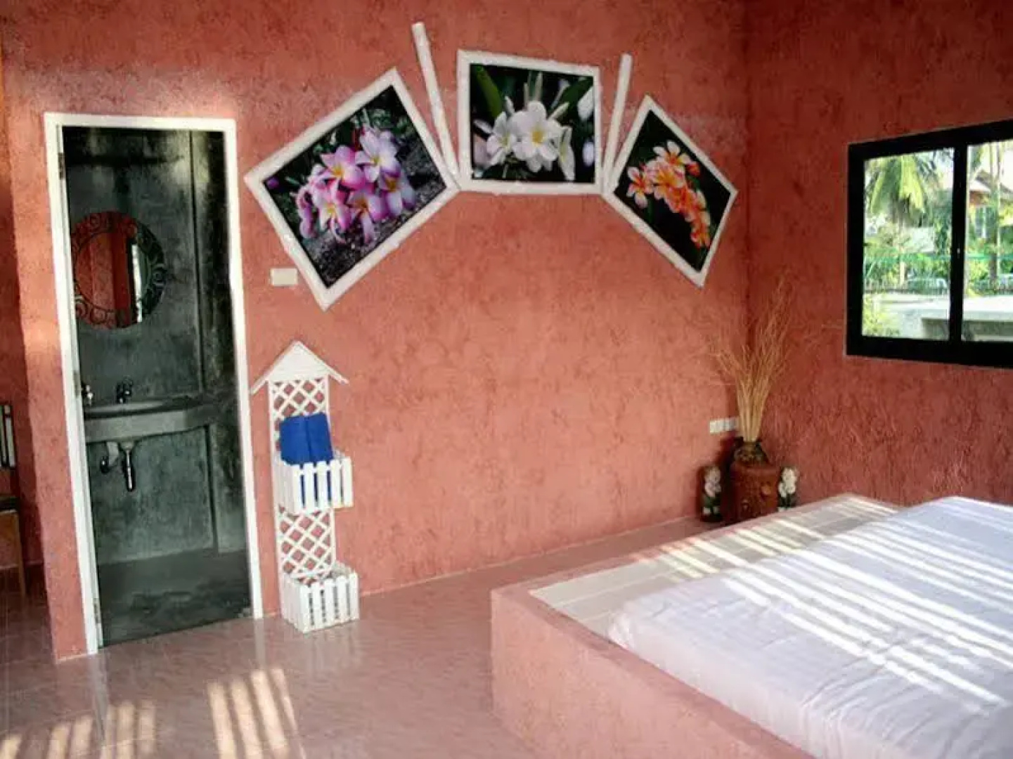 Sabaijit Resort