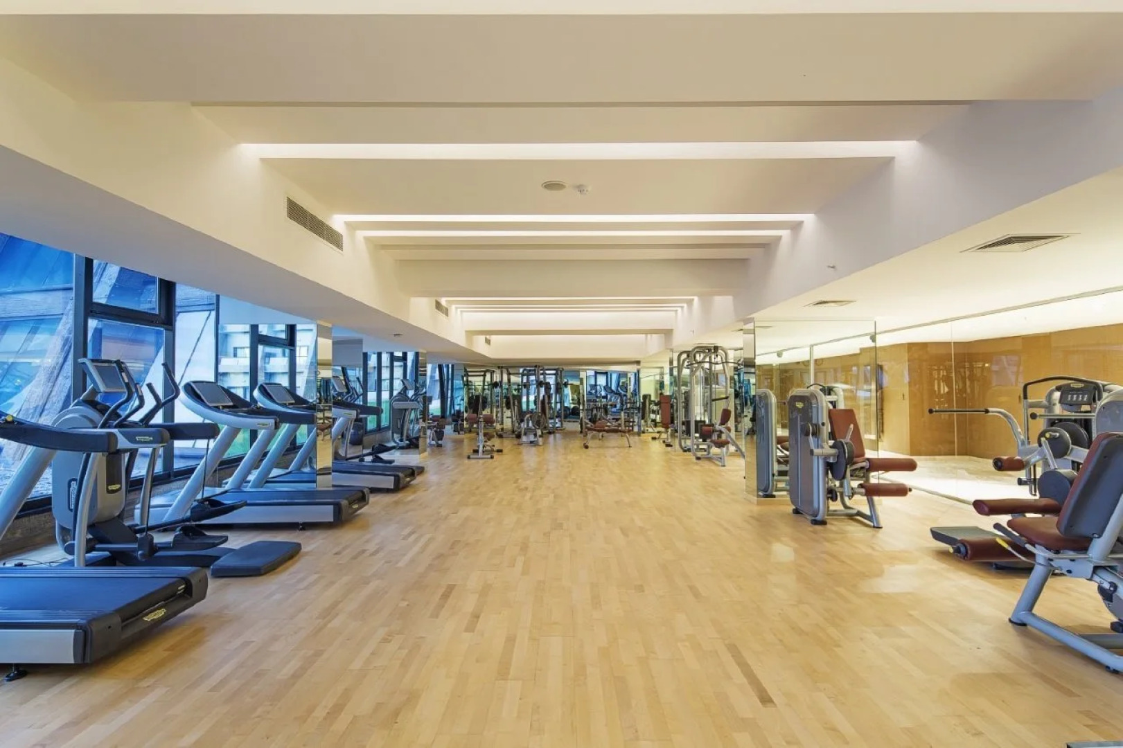 Noah's Ark Deluxe Hotel & Spa