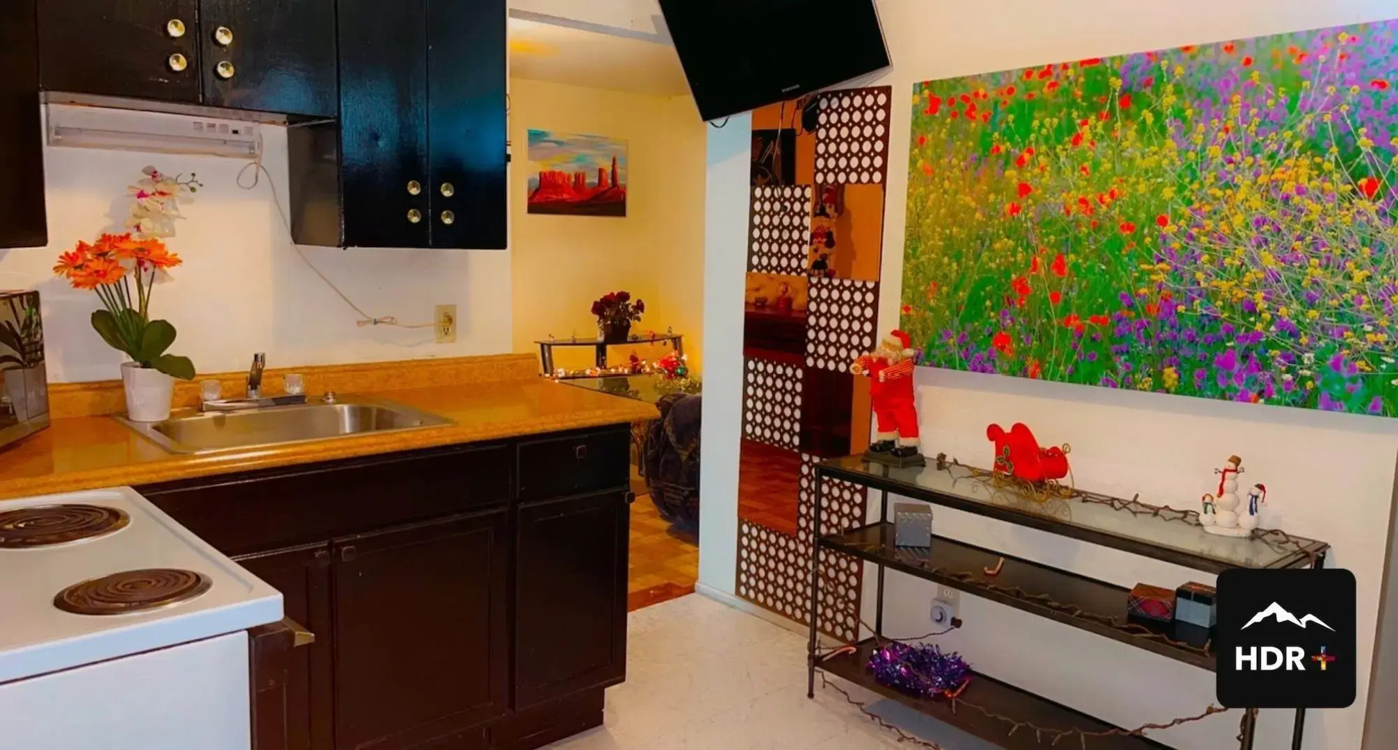 The Yellow Penthouse