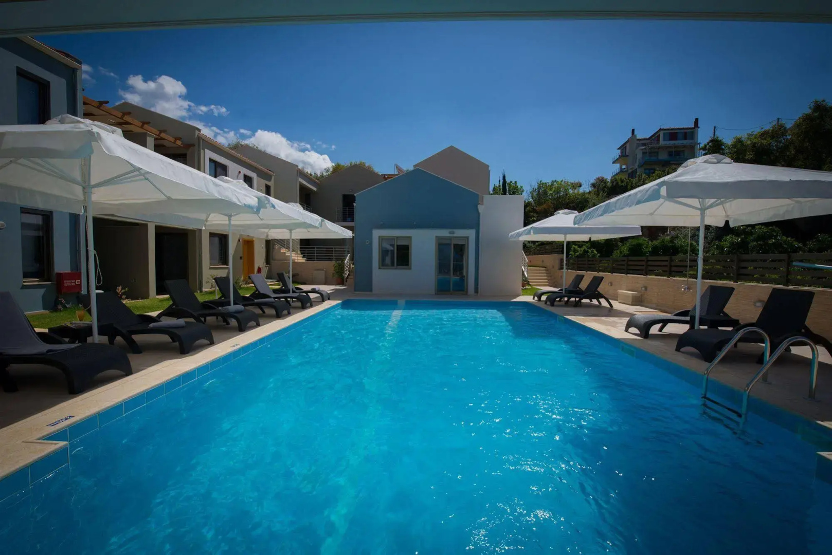 Mantinia Bay Hotel