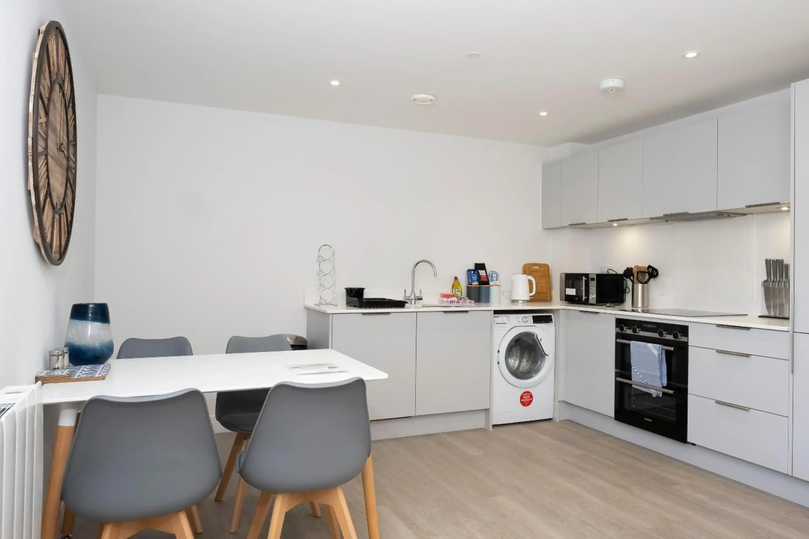 4 Middlecombe - Luxury Apartment at Byron Woolacombe, only 4 minute walk to Woolacombe Beach!