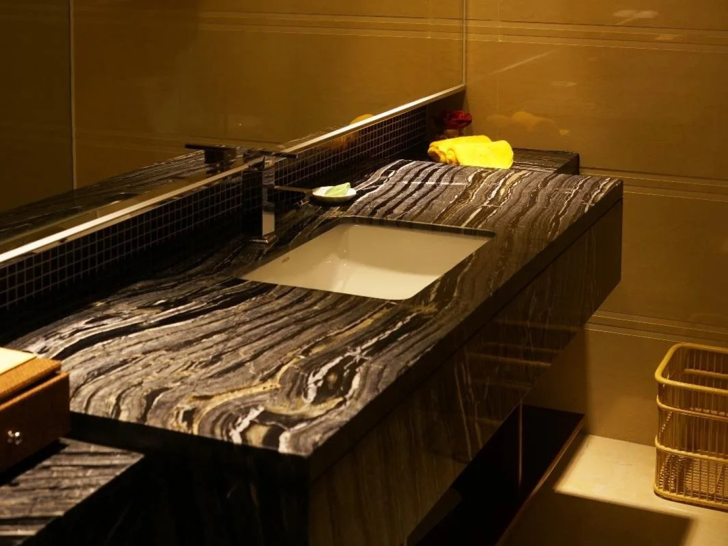 Jinglvlun Culture Tourist Town