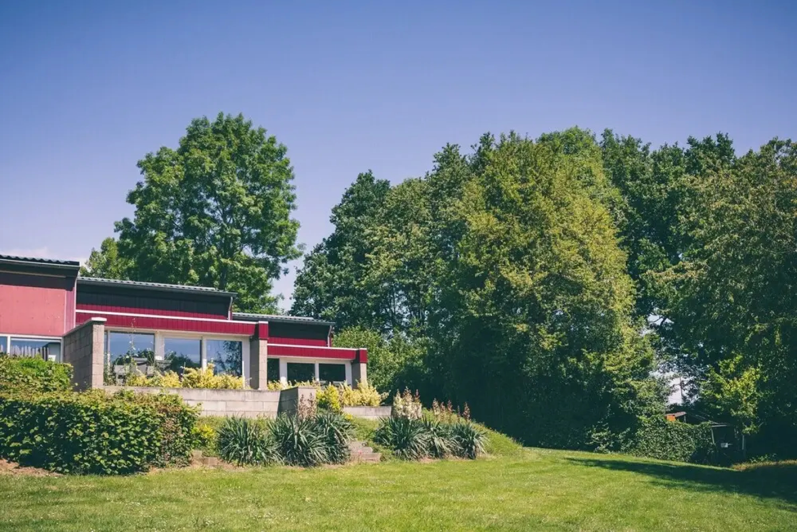 Well-kept Bungalow With Microwave Near Valkenburg