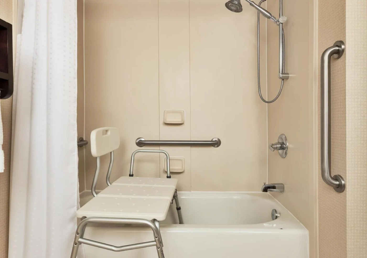 Holiday Inn Exp Winston Salem by IHG