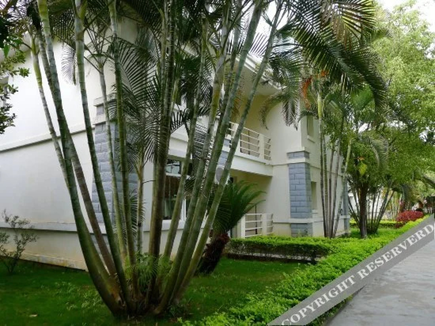 Yurui Hot Spring Garden Hotel