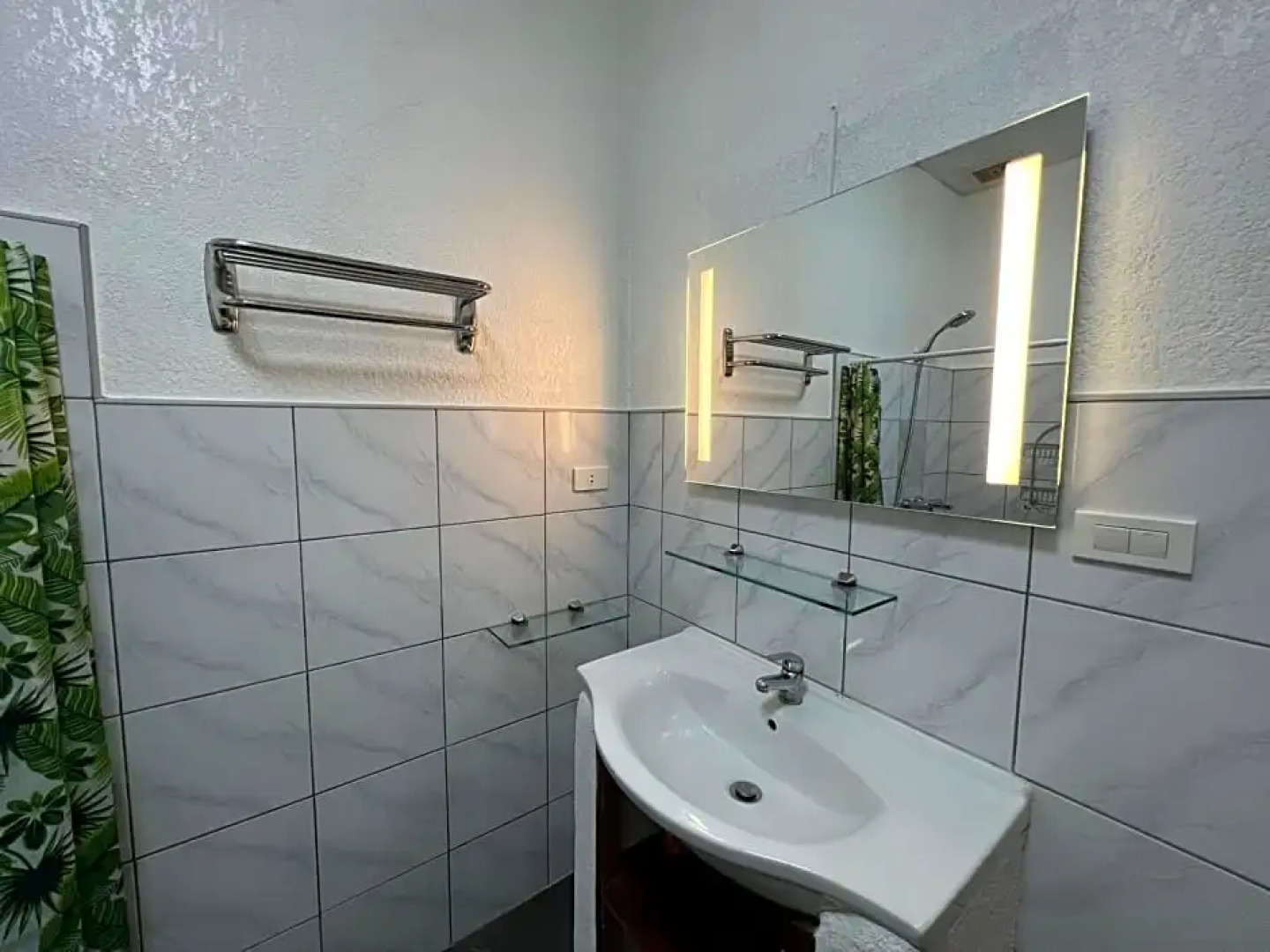 Bungalow in Alona, Alona Park Residence