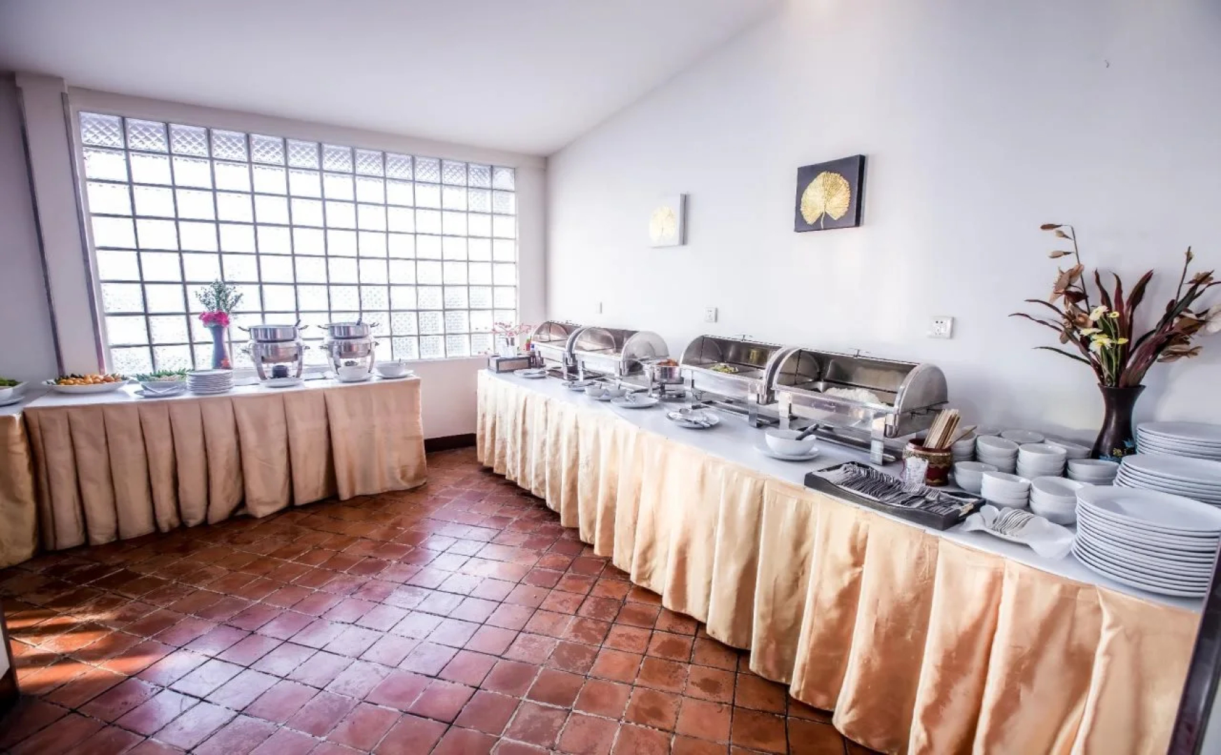 Chiang Roi 7 Days Inn