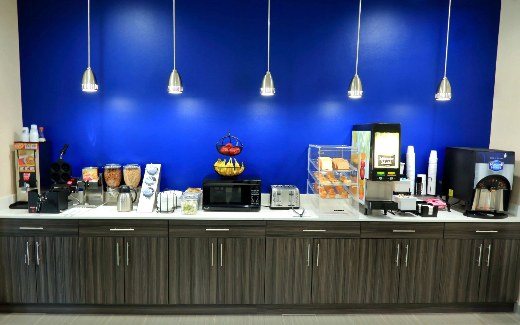 Americas Best Value Inn & Suites Prairieville