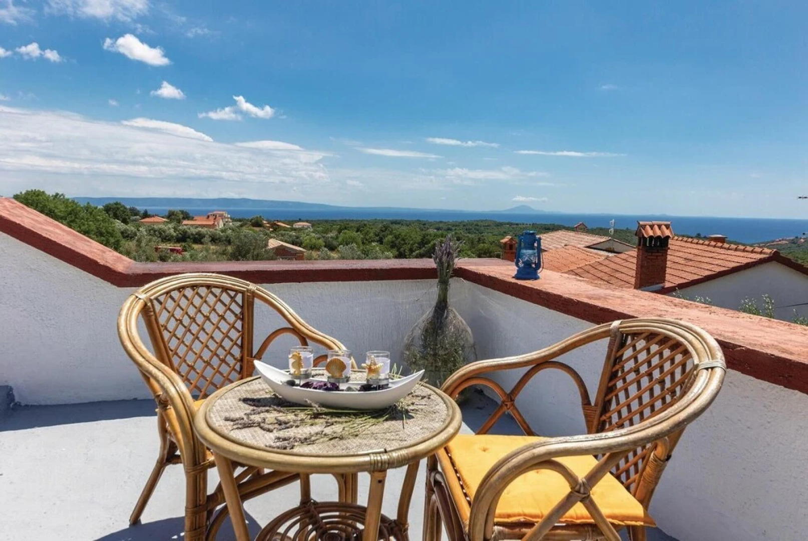 Awesome Home in Peruski With Wifi and 2 Bedrooms