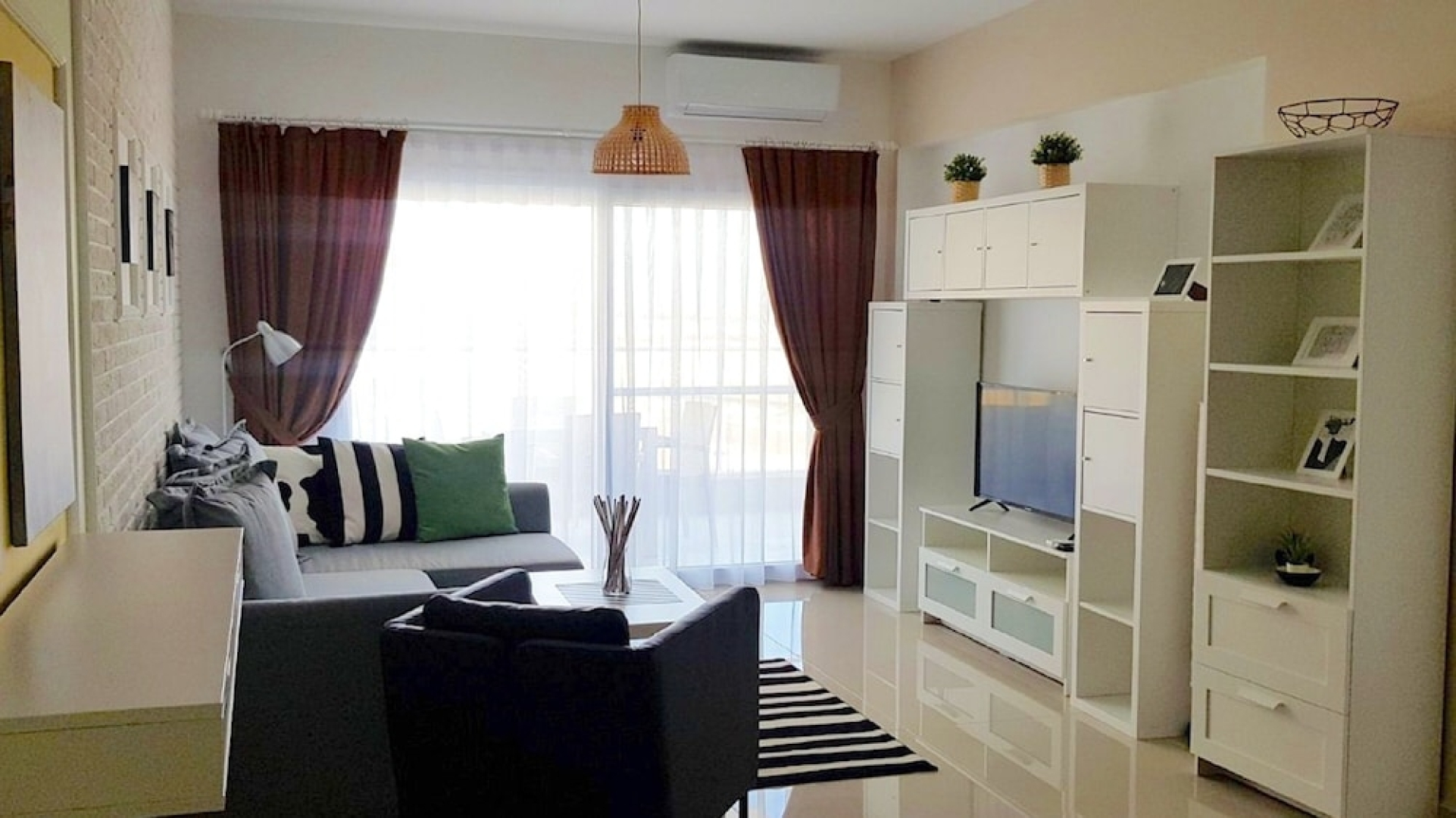 Cornelius Pool Apartments