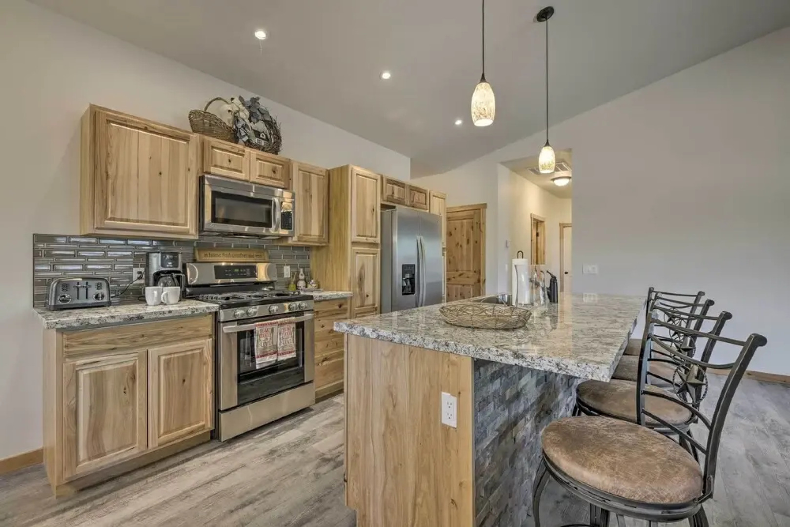 Pagosa Springs Retreat ~ 6 Miles to Hot Springs!