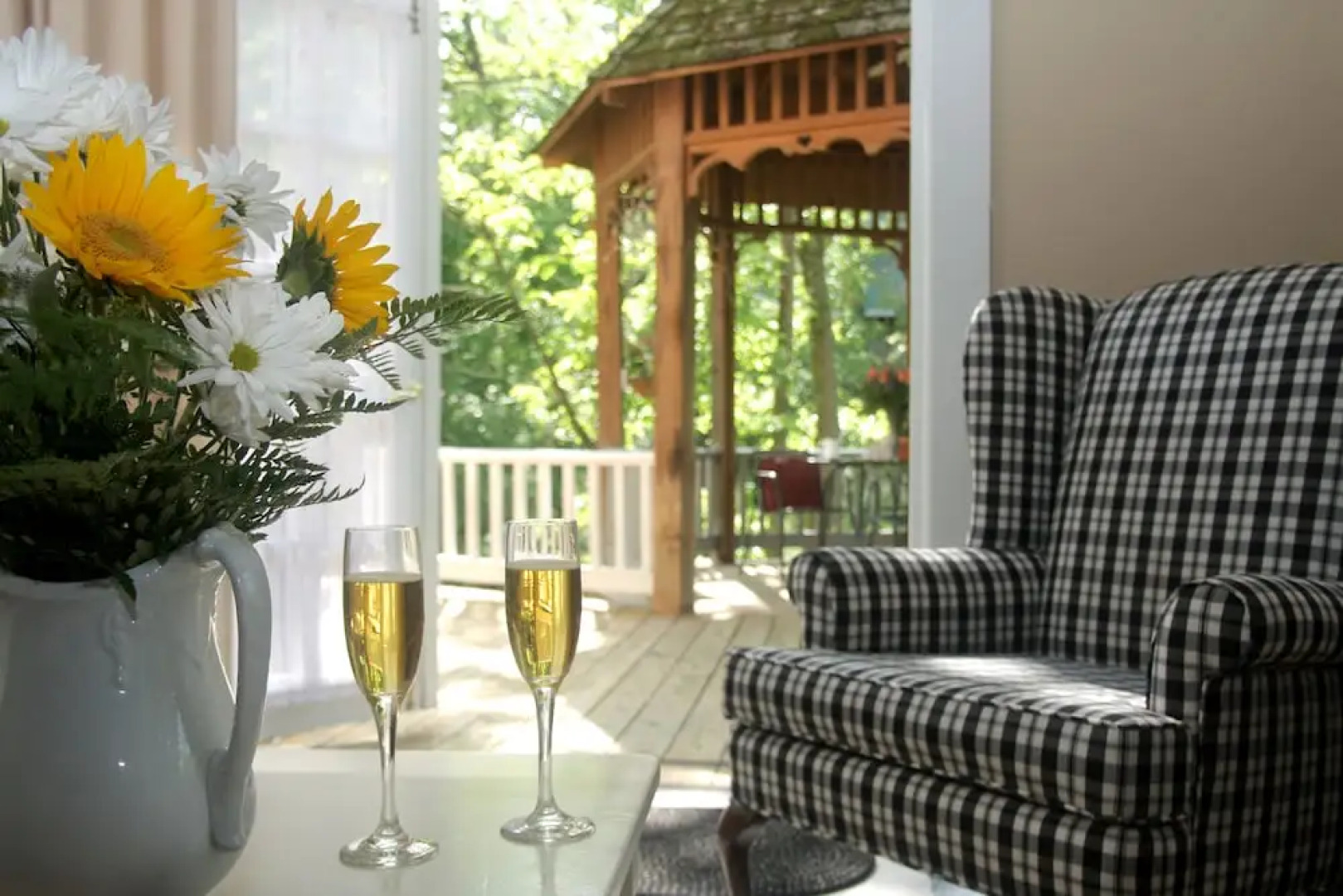 Heartstone Inn B&B & Cottages