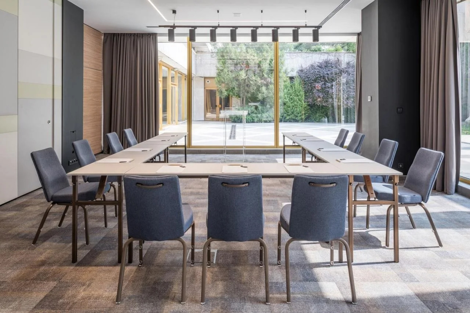 Отель Ensana Thermal Margaret Island