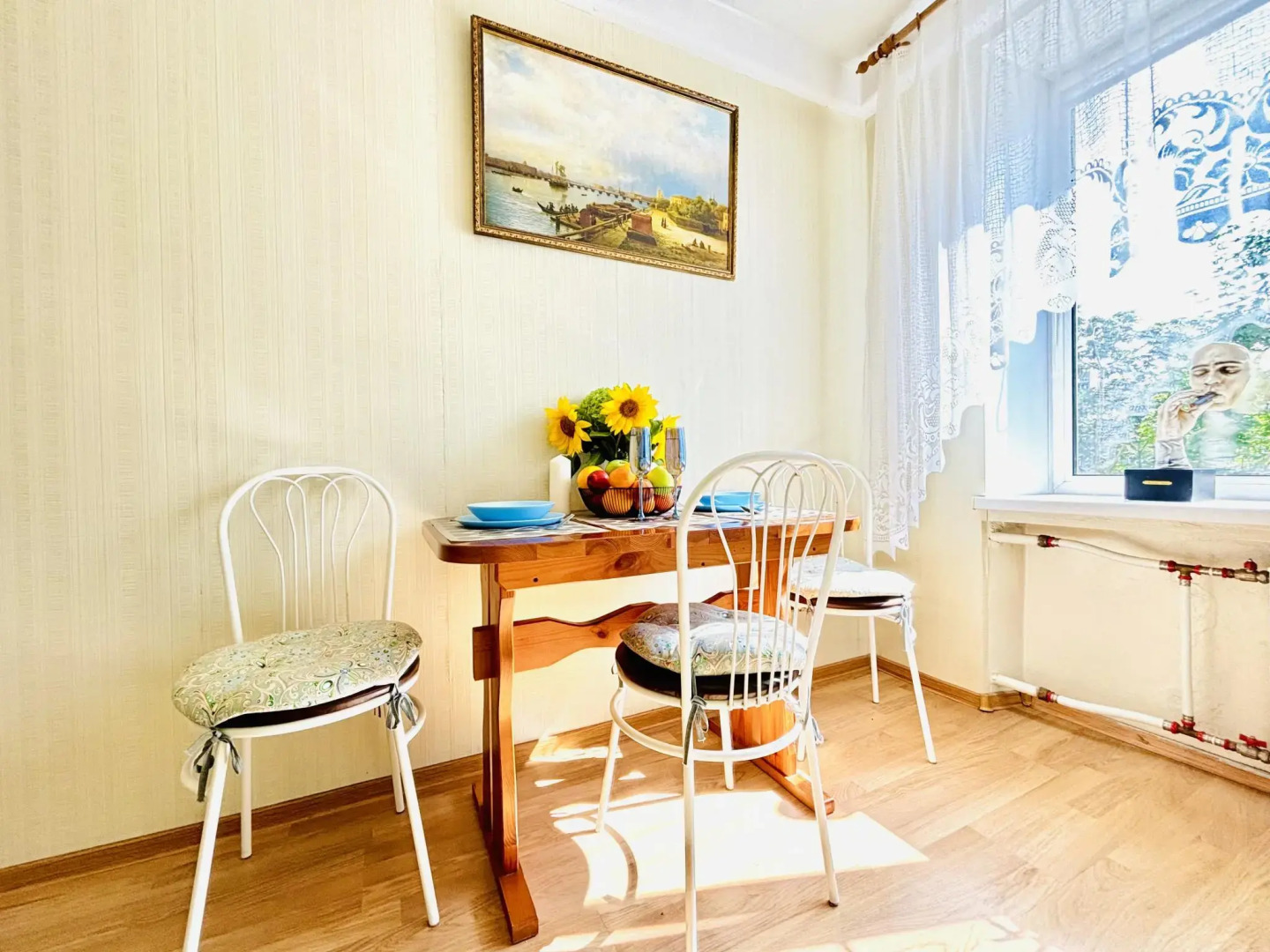 Апартаменты на Заневском проспекте 28-30-32