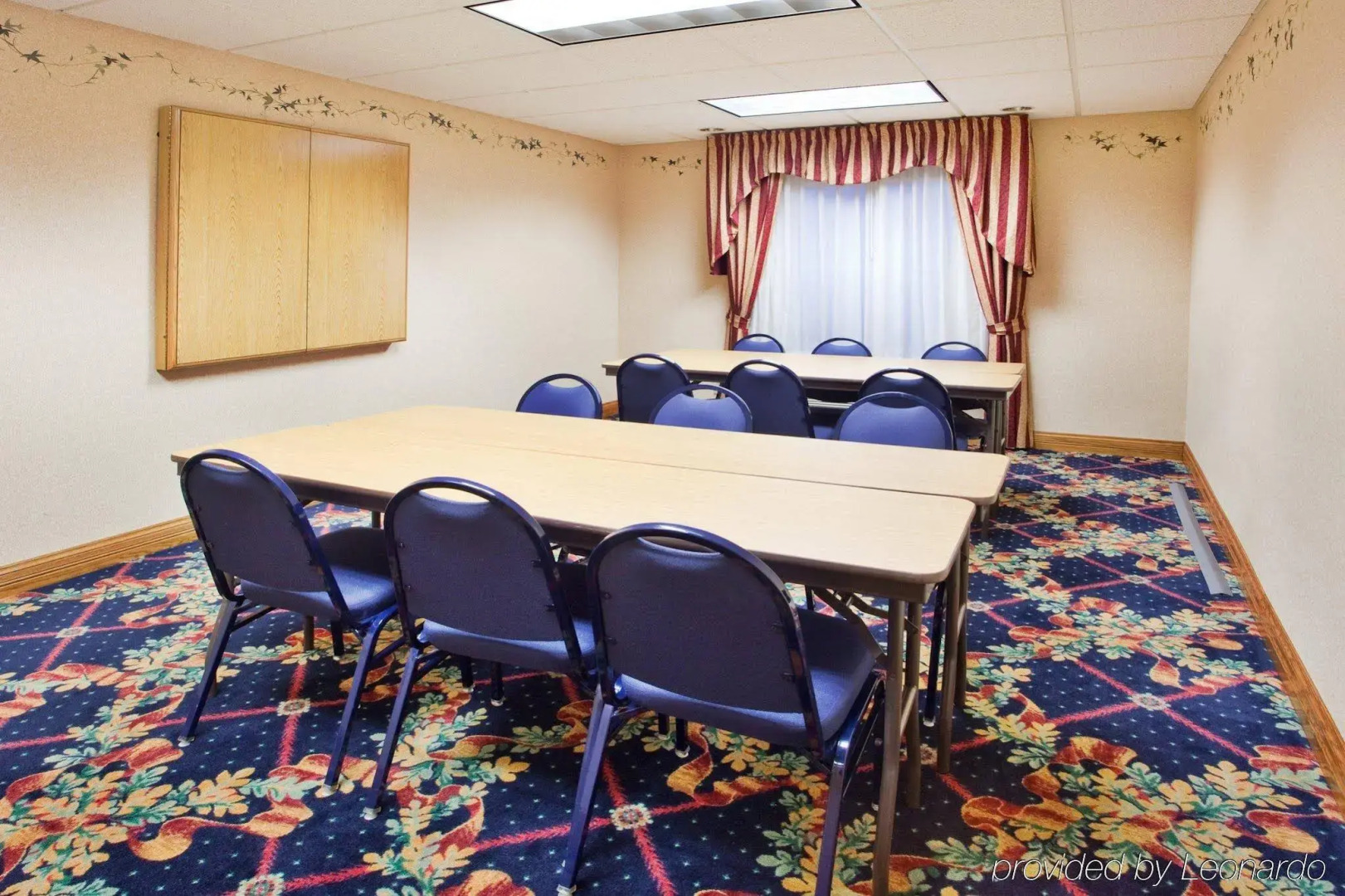 Country Inn & Suites by Radisson, Lawrenceville, GA