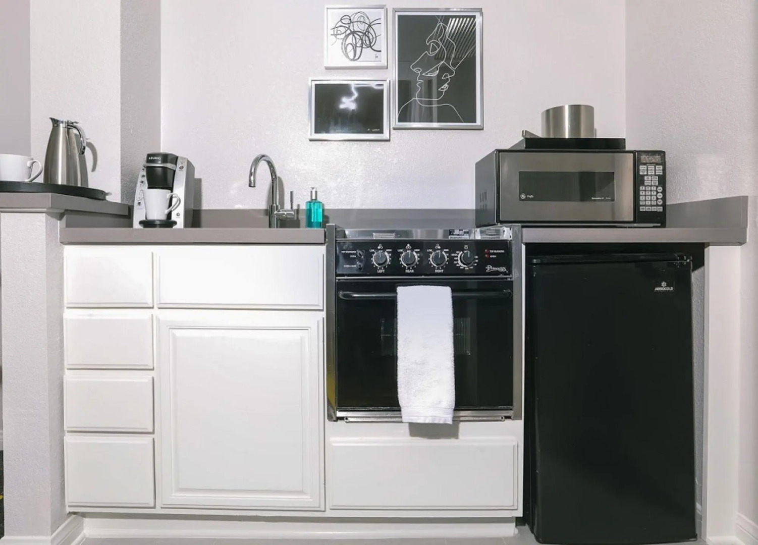 Montrose at Beverly Hills