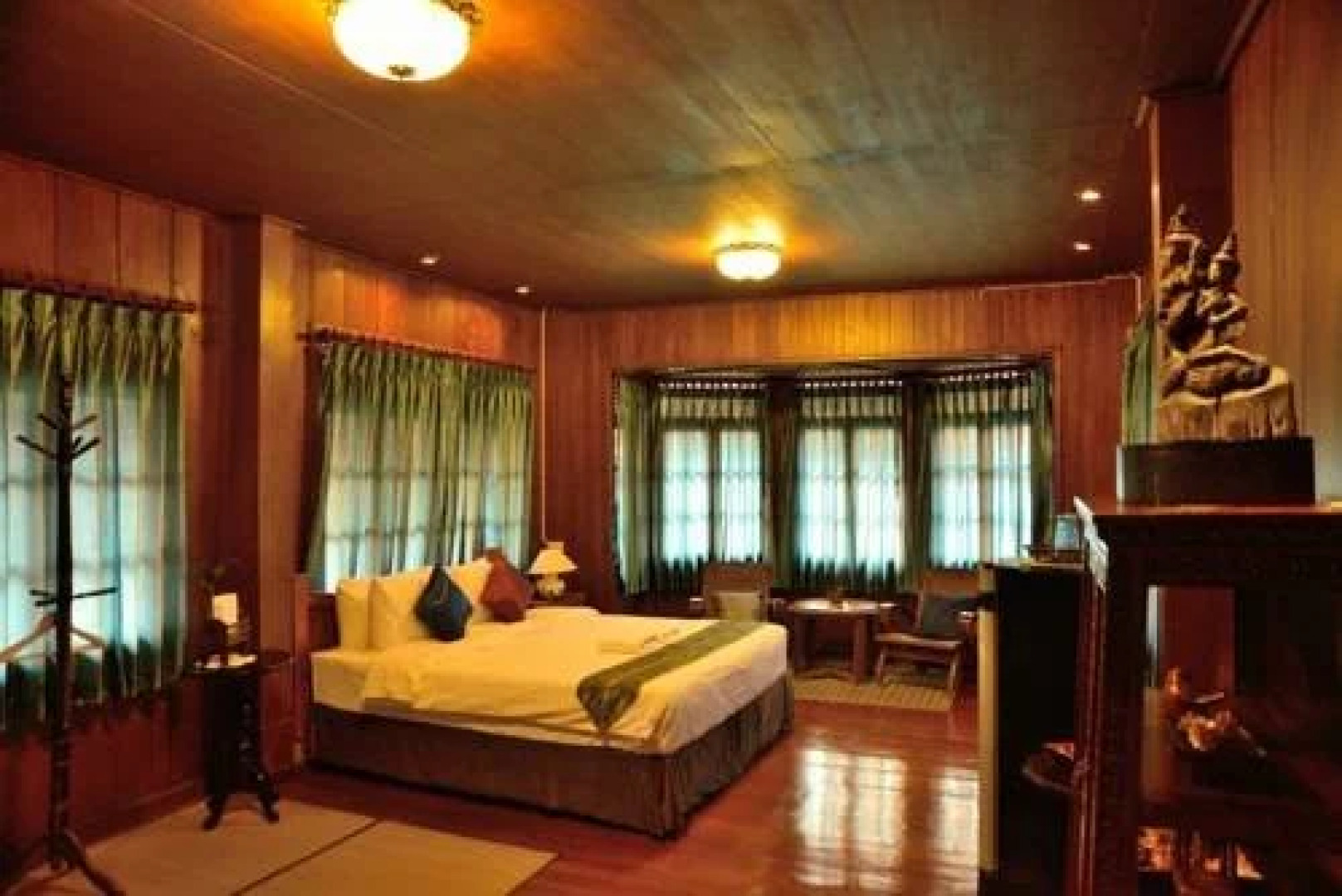 Baan Kham Wan Hotel