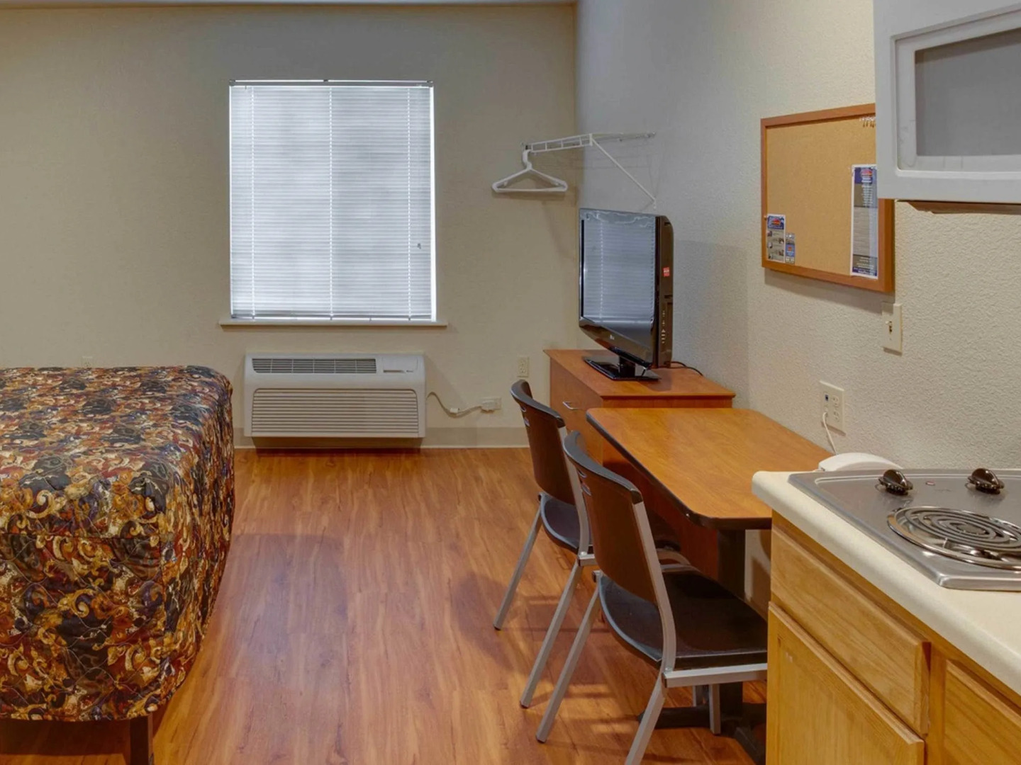 WoodSpring Suites Albuquerque East I-40 Tramway