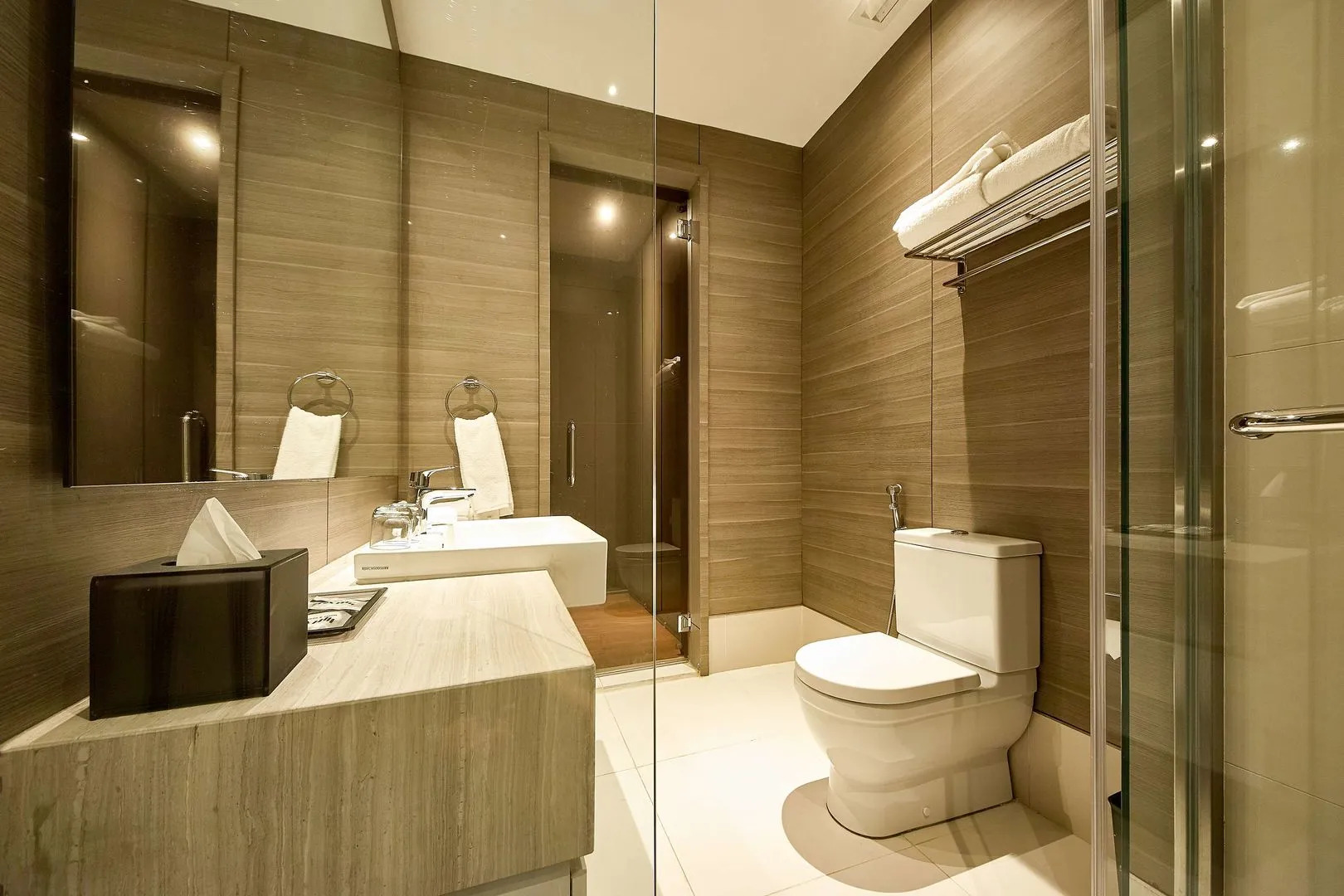 V E Hotel & Residence