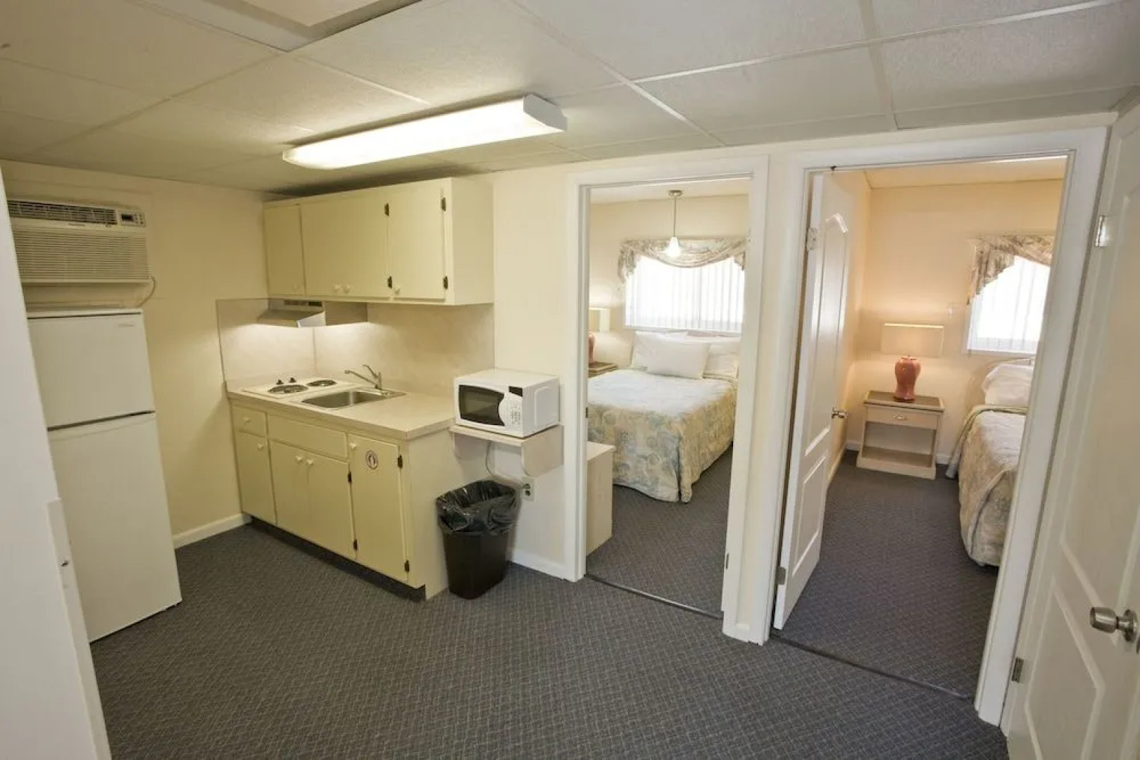 Aloha Oceanfront Motel