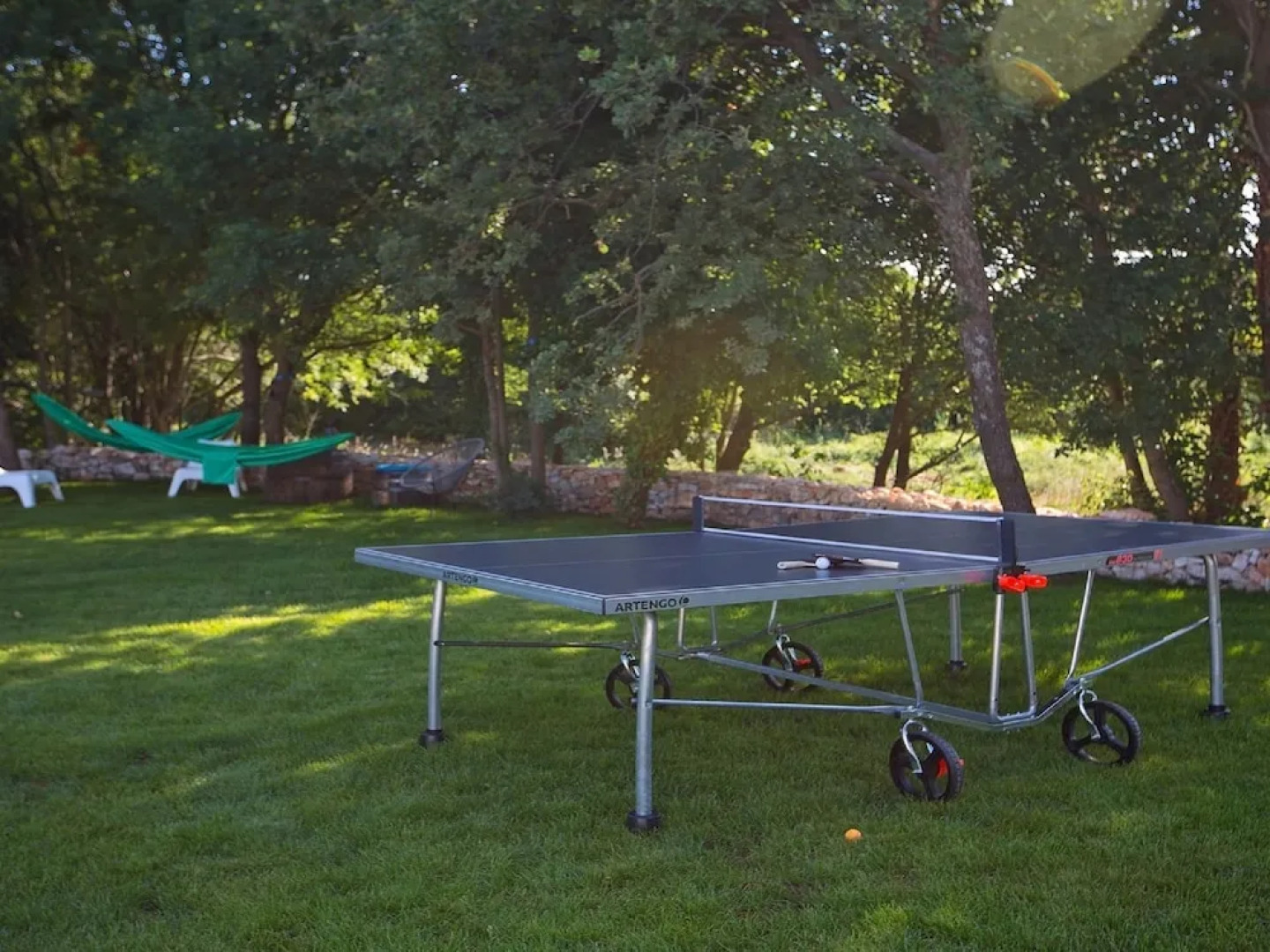 Lush Villa in Belavici with Pool & High-End Kitchen