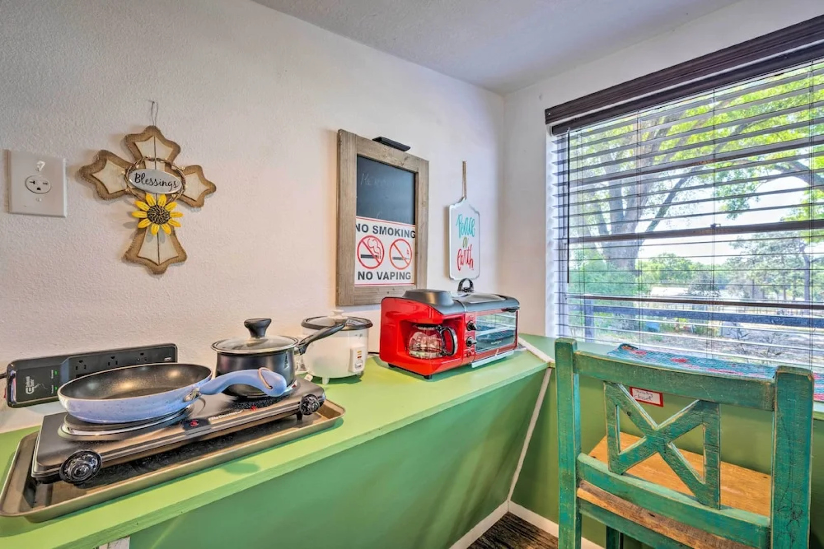 The Clubhouse - Lady Lake Farm Getaway!