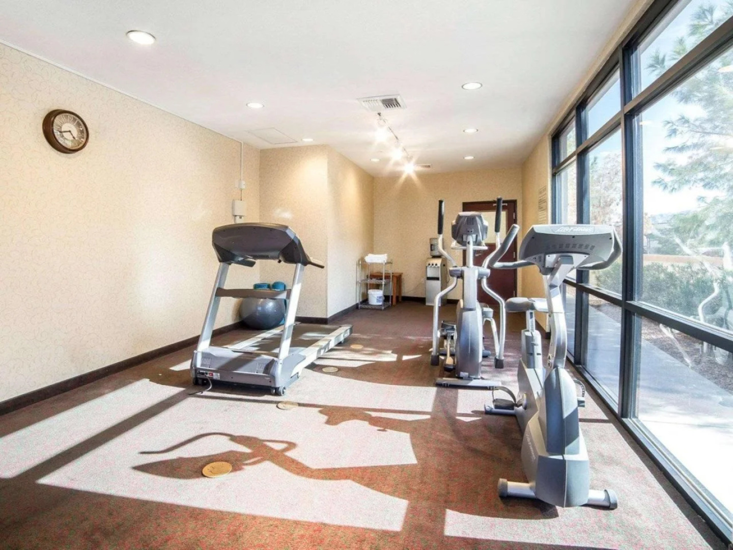 Comfort Inn & Suites Las Vegas - Nellis