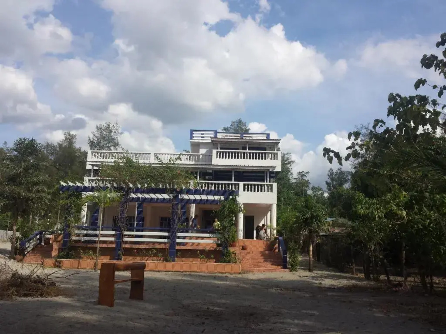 La Paz Wonderful World Hotel