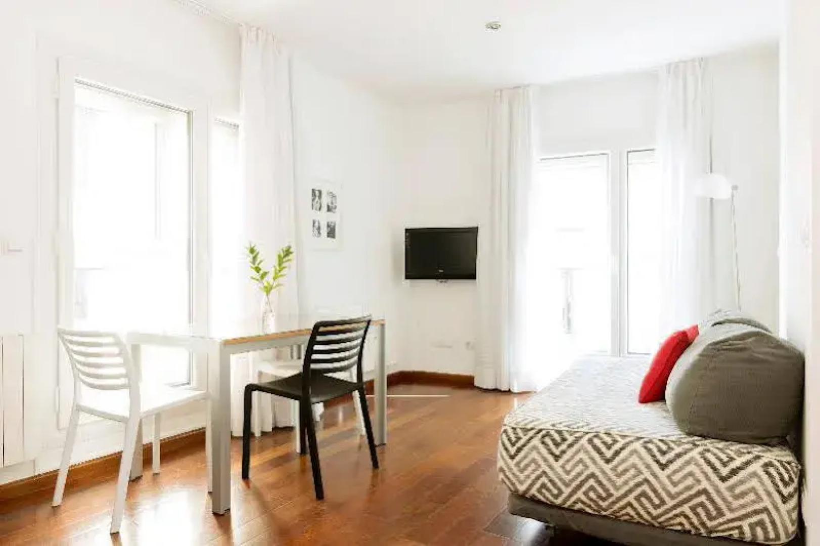 Apartamentos Sabinas El Pilar