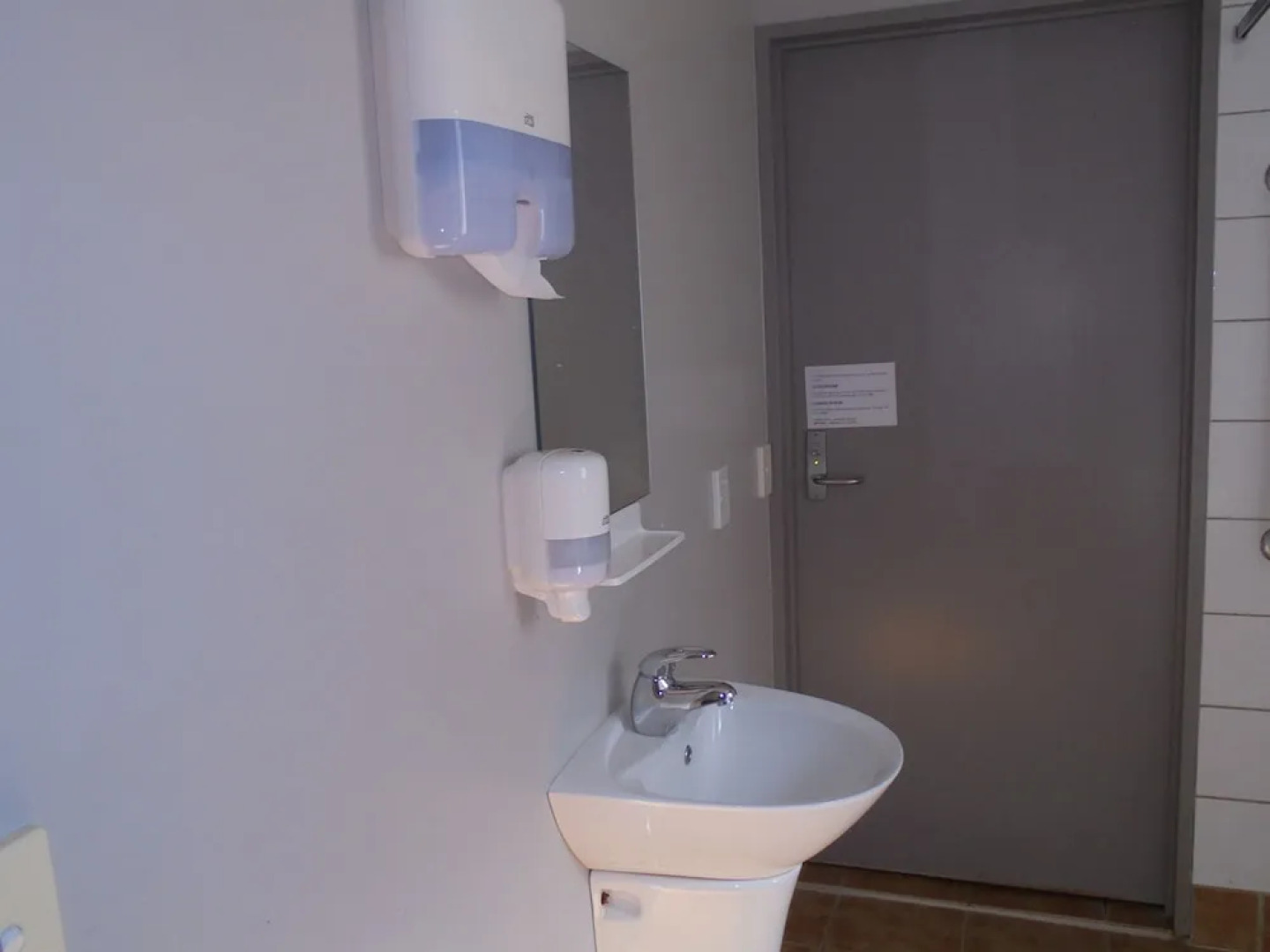 Utopian Motel Taupo - Hostel