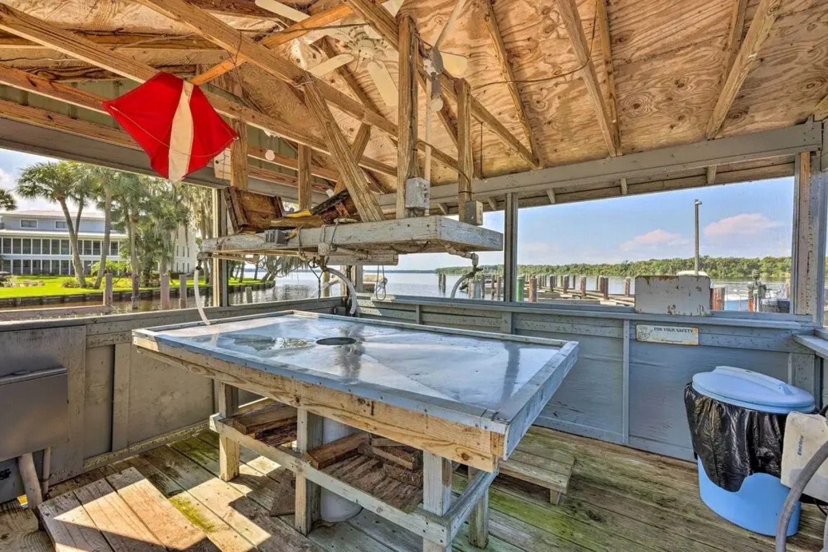 St Johns River Retreat in Welaka w/ Dock Access